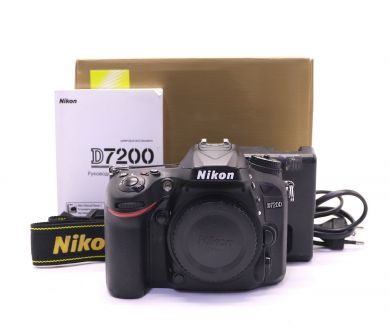 Nikon D7200 body в упаковке (пробег 37070 кадров)
