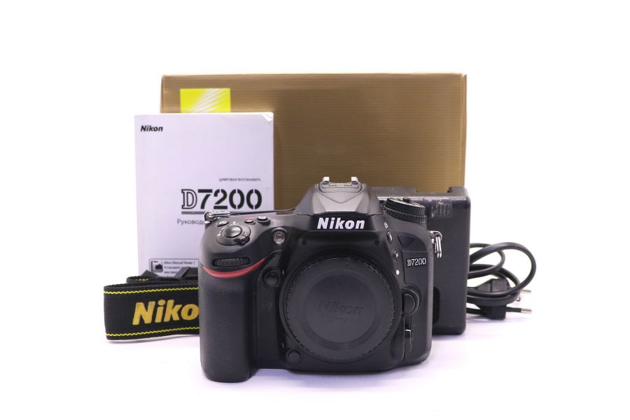 Nikon D7200 body в упаковке (пробег 37070 кадров)