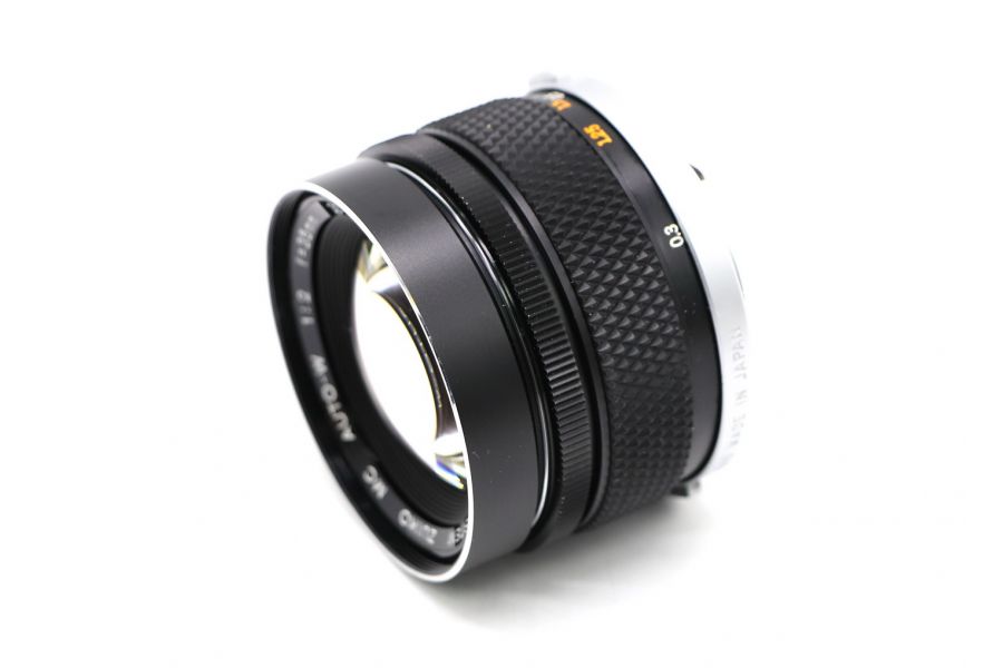 Olympus OM-System Zuiko MC Auto-W 35mm f/2