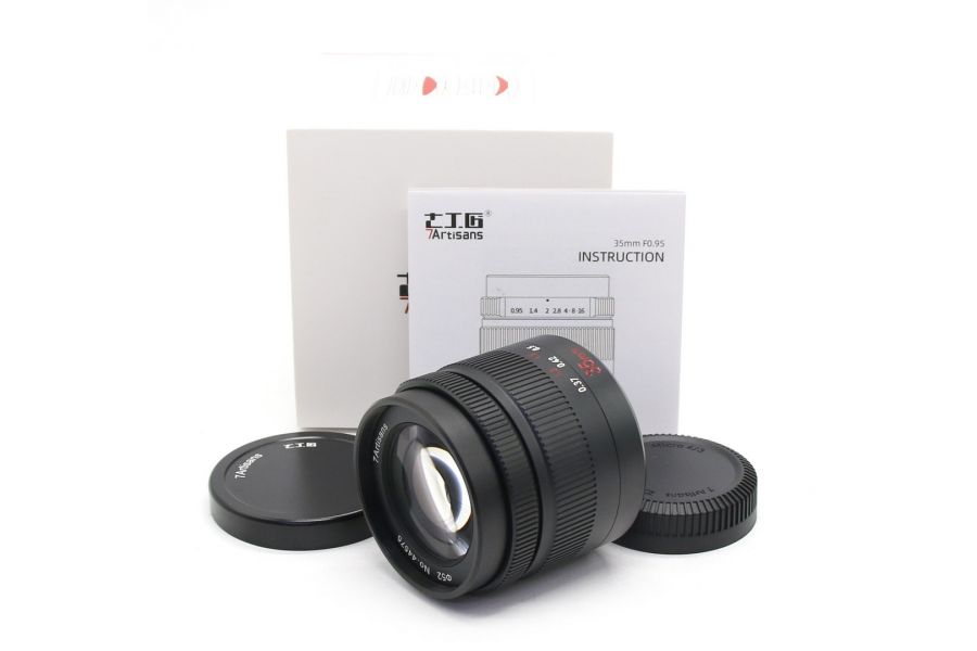 7Artisans 35mm f/0.95 Micro 4/3 в упаковке