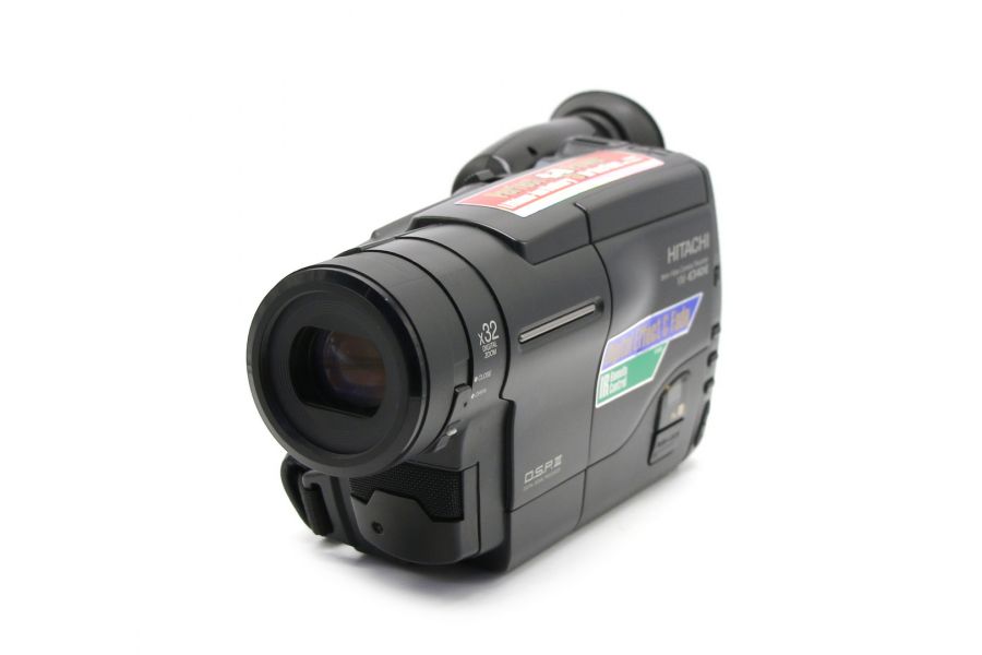 Видеокамера Hitachi VM-E340E