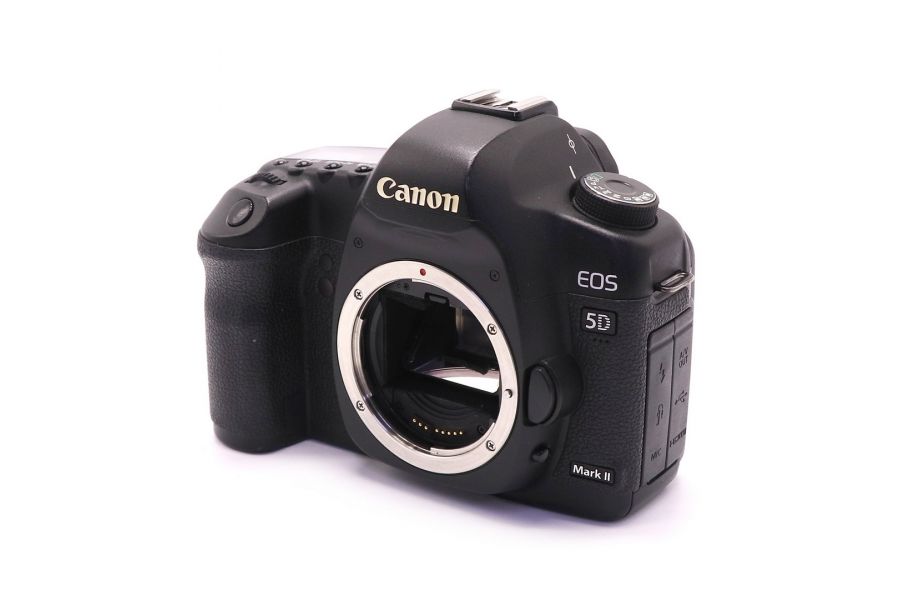Canon EOS 5D Mark II body (пробег 75300 кадров)