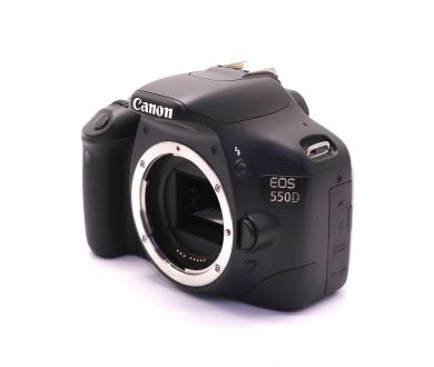 Canon EOS 550D body (пробег 625 кадров)