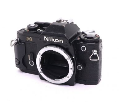 Купить Nikon FG body б. Nikon FG body б.