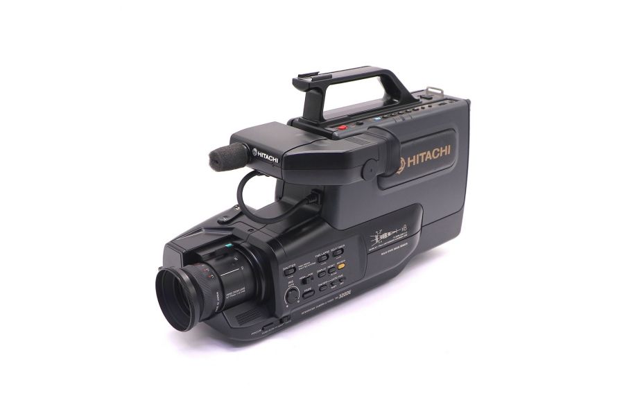 Видеокамера Hitachi VM-3200E