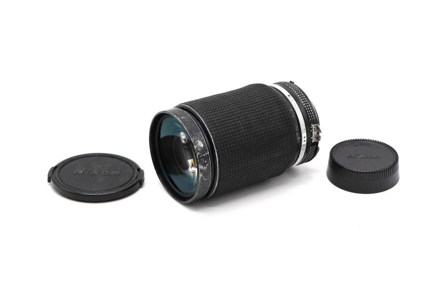 Nikon 35-135mm f/3.3-4.5 Zoom-Nikkor