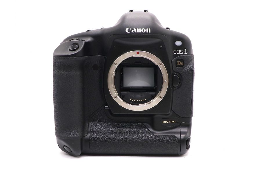 Canon EOS 1Ds body (пробег 15060 кадров)